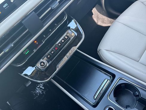 New 2026 Lincoln Corsair Premiere image 29