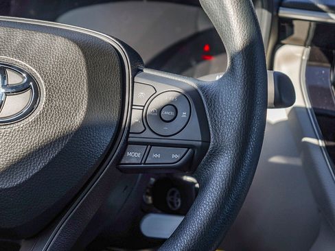 New 2026 Toyota Corolla Cross L image 21