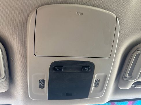 Used 2018 Toyota Camry LE image 15