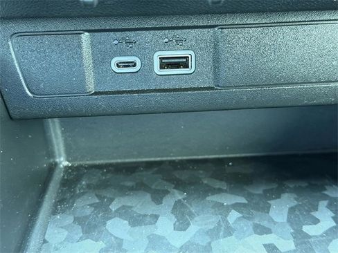 Certified 2024 Chevrolet Colorado W/T w/ WT Convenience Package II image 30