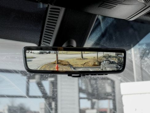 Used 2025 Mercedes-Benz Sprinter 2500 image 21