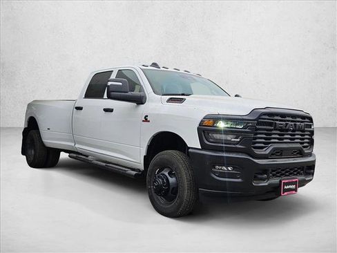 New 2026 RAM 3500 Tradesman AWD/4WD image 7