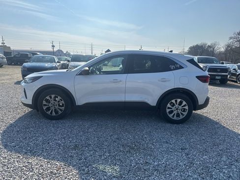 Used 2023 Ford Escape Active image 2