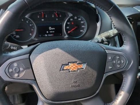 Used 2021 Chevrolet Traverse LT FWD image 15