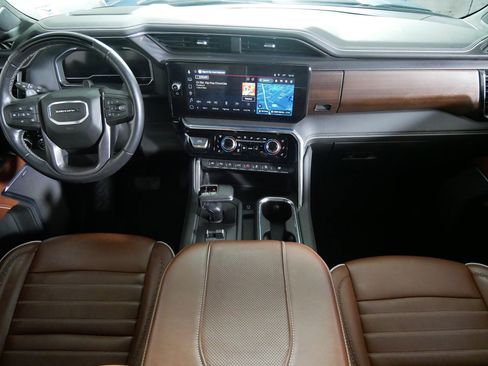 Certified 2024 GMC Sierra 1500 Denali Ultimate image 10