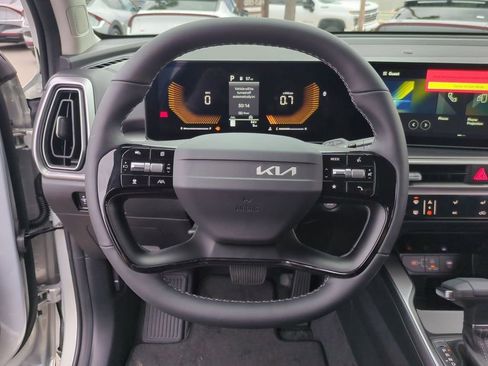 New 2026 Kia Sorento LX image 10