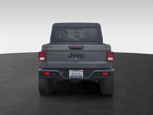 Used 2021 Jeep Gladiator Sport image 5