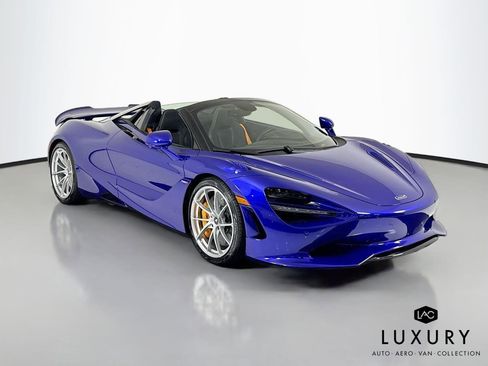 Used 2024 McLaren 750S Spider image 3