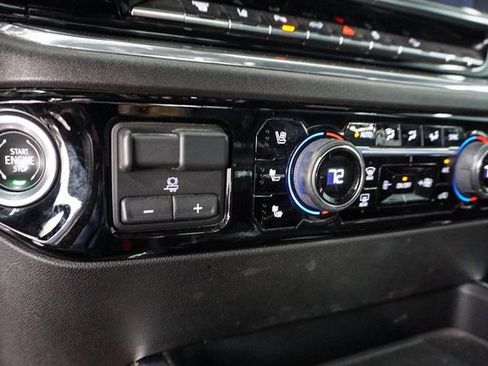 Used 2024 Chevrolet Silverado 2500 High Country w/ High Country Premium Package image 33