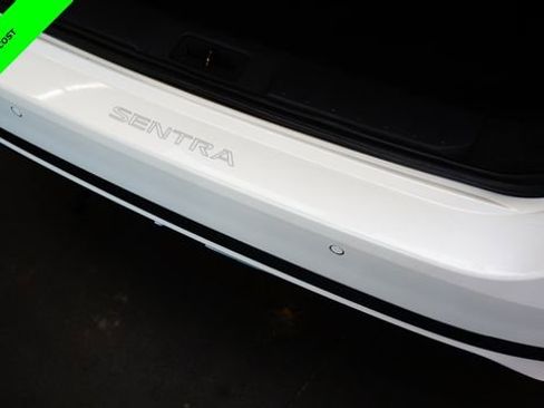 Certified 2024 Nissan Sentra SR FWD image 42