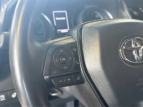 Used 2024 Toyota Camry SE FWD image 19