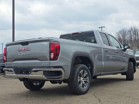 New 2026 GMC Sierra 1500 SLE image 16