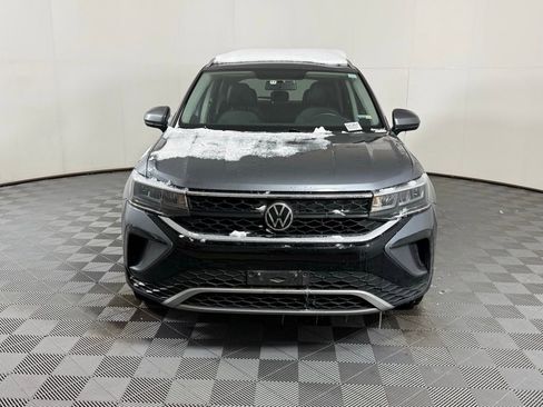 Used 2022 Volkswagen Taos SE image 13