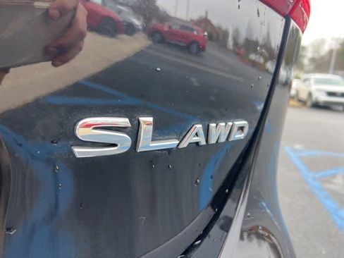 Used 2019 Nissan Rogue Sport SL image 8