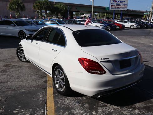Used 2017 Mercedes-Benz C 300 Sedan image 5