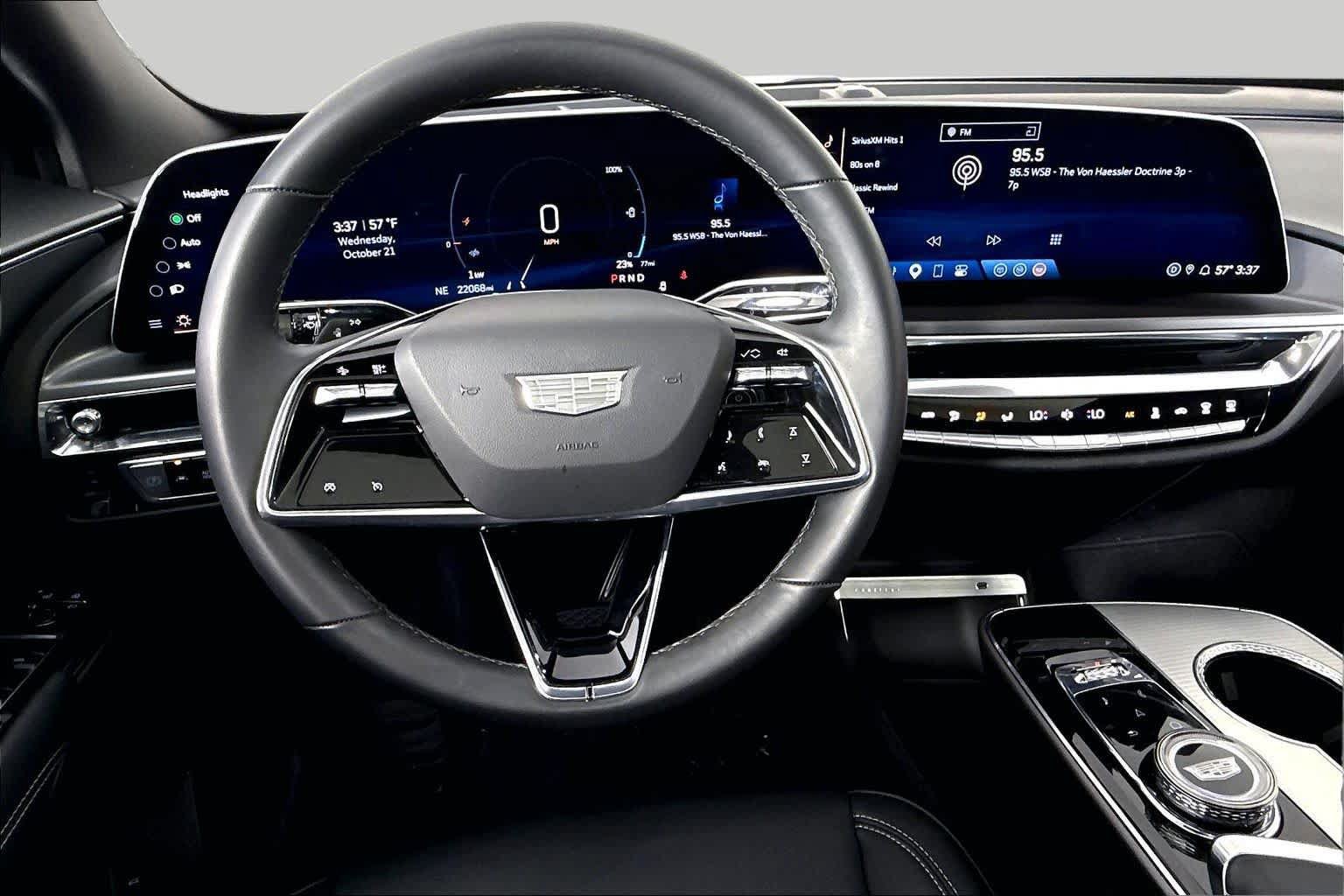 Used 2024 Cadillac Lyriq Tech AWD/4WD image 5