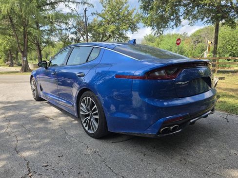 Used 2019 Kia Stinger Premium AWD/4WD image 4