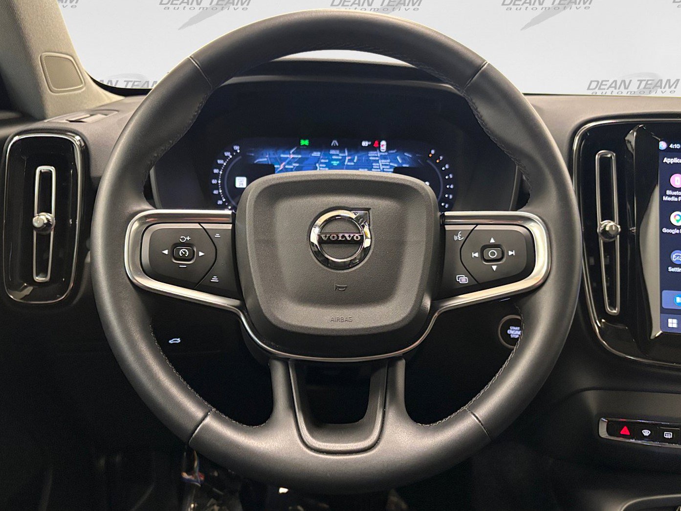 Used 2026 Volvo XC40 B5 Plus AWD/4WD image 40