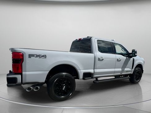 New 2026 Ford F250 XLT w/ XLT Premium Package AWD/4WD image 32
