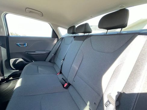 New 2026 Kia K4 FWD image 25