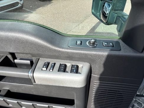 Used 2013 Ford F250 Lariat w/ Lariat Interior Pkg AWD/4WD image 11