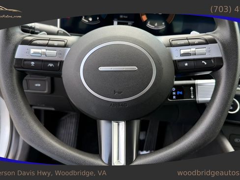 Used 2025 Hyundai Sonata SEL FWD image 19