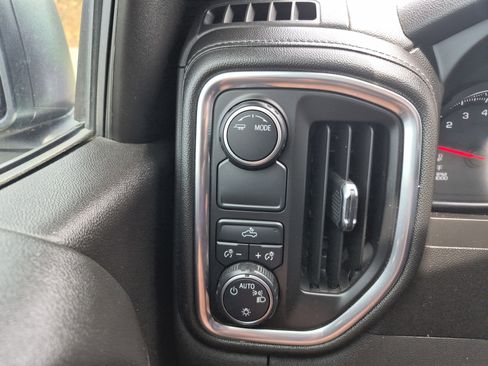 Used 2020 Chevrolet Silverado 1500 LT w/ Texas Edition RWD image 17