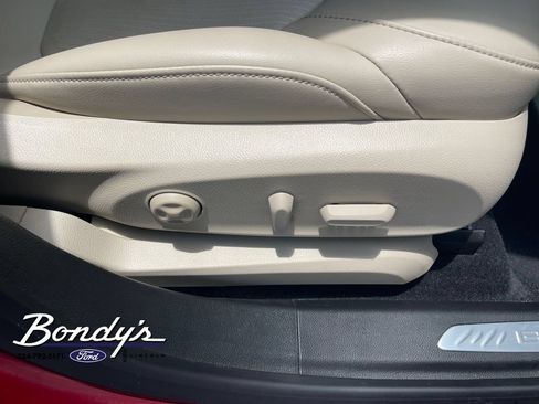 Used 2019 Buick Envision Preferred FWD image 17