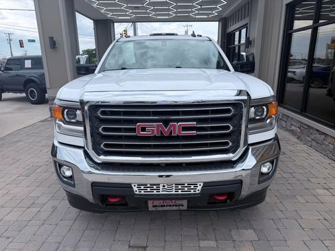 Used 2018 GMC Sierra 2500 SLE w/ HD SLE Preferred Plus Package AWD/4WD image 46