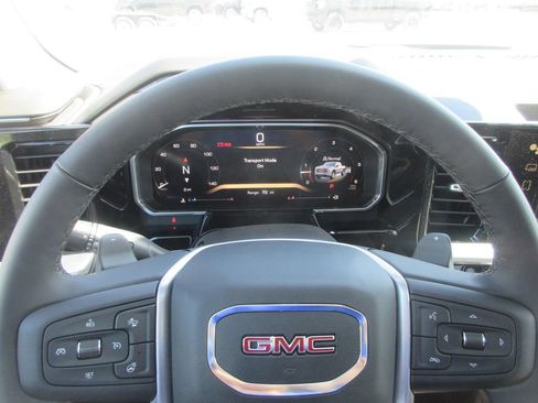 New 2026 GMC Sierra 1500 SLT w/ SLT Premium Plus Package AWD/4WD image 19