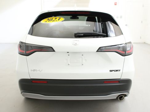 Used 2023 Honda HR-V Sport image 7