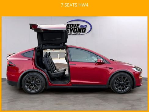 Used 2023 Tesla Model X image 8