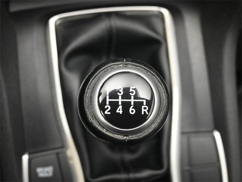 Used 2019 Honda Civic Sport image 30