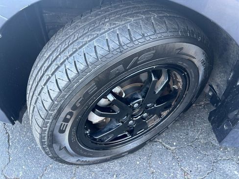 Used 2013 Toyota Prius Four image 17