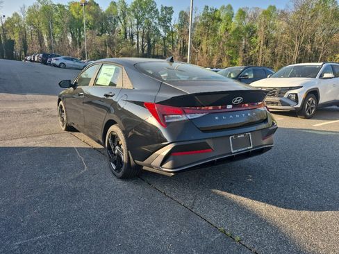 New 2026 Hyundai Elantra Sport FWD image 6