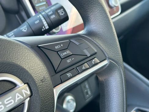 Used 2025 Nissan Leaf S FWD image 23
