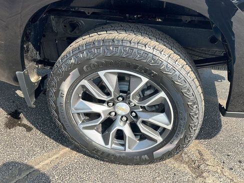 Used 2024 Chevrolet Silverado 1500 LT image 34