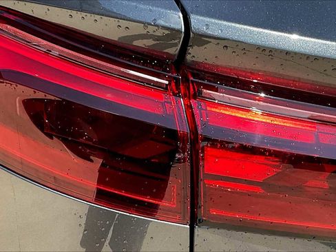 New 2025 Audi SQ8 Prestige image 14