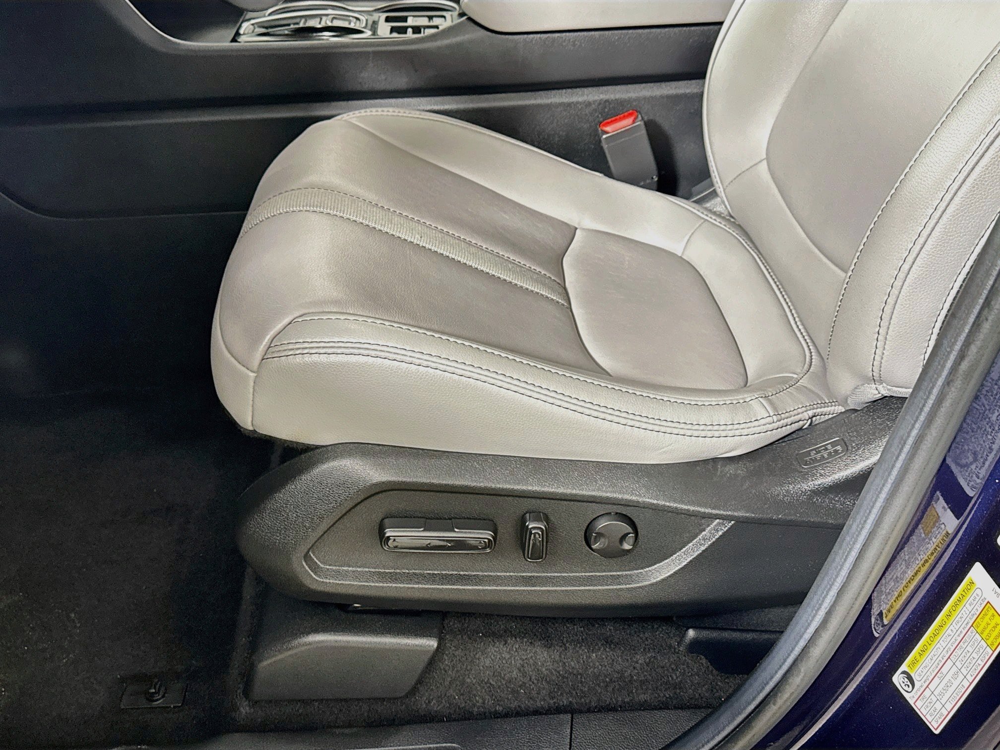 Used 2025 Honda Pilot Touring image 22