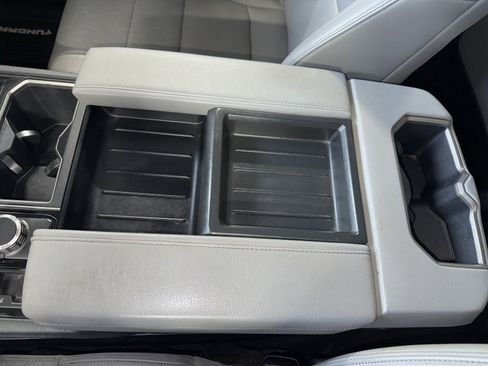 Used 2022 Toyota Tundra Limited image 24