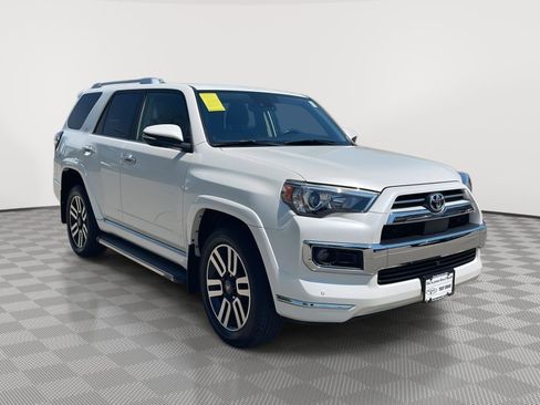 Used 2023 Toyota 4Runner Limited AWD/4WD image 3