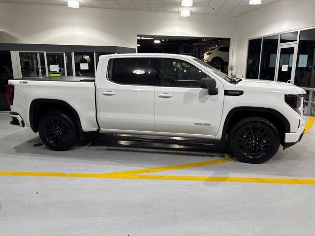 Used 2024 GMC Sierra 1500 Elevation w/ X31 Off-Road Package AWD/4WD image 10