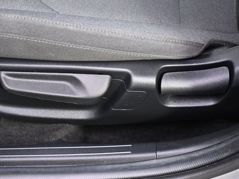 Used 2025 Kia K4 FWD image 14