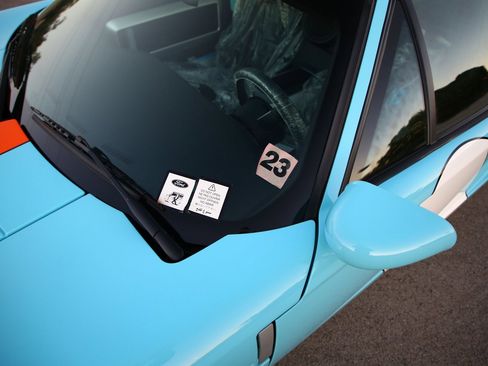 Used 2006 Ford GT image 18