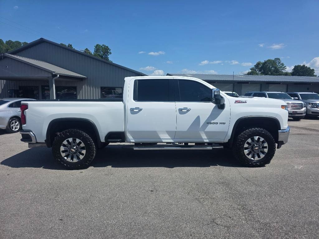 Used 2022 Chevrolet Silverado 2500 LTZ w/ LTZ Premium Package AWD/4WD image 4