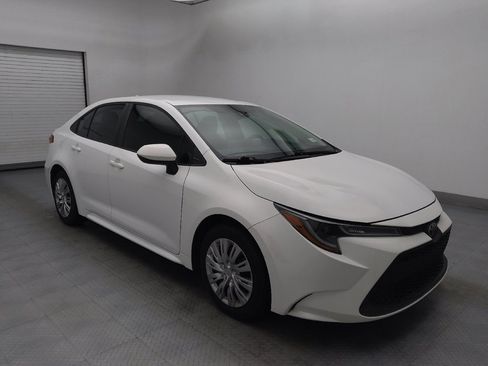 Used 2021 Toyota Corolla LE image 13