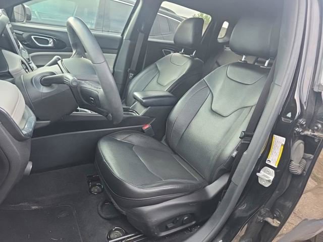 Used 2023 Jeep Compass Limited AWD/4WD image 10