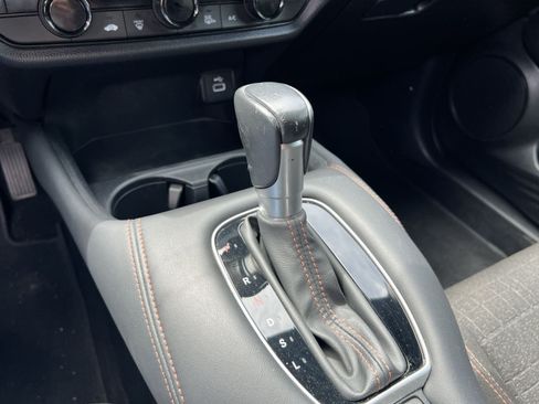 Used 2024 Honda HR-V Sport image 16