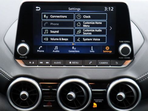 Used 2025 Nissan Sentra SV image 14