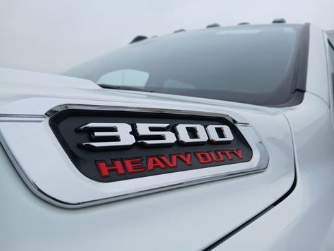 Used 2024 RAM 3500 Laramie w/ Towing Technology Group image 37